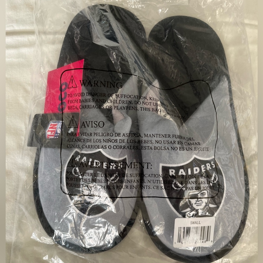 Las Vegas Raiders Foco Big Team Logo Scuff Slippers